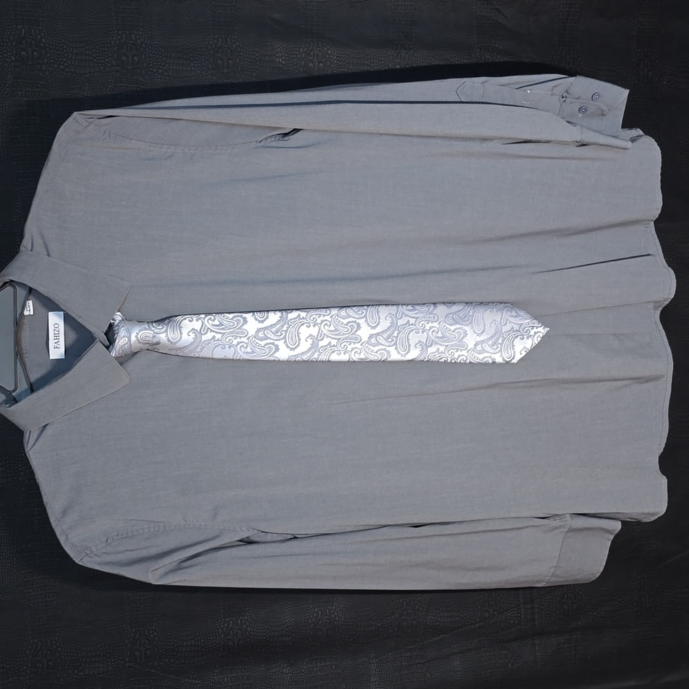 (4) FAHIZO Bamboo Microfiber and Spandex Stretch Dress Shirts